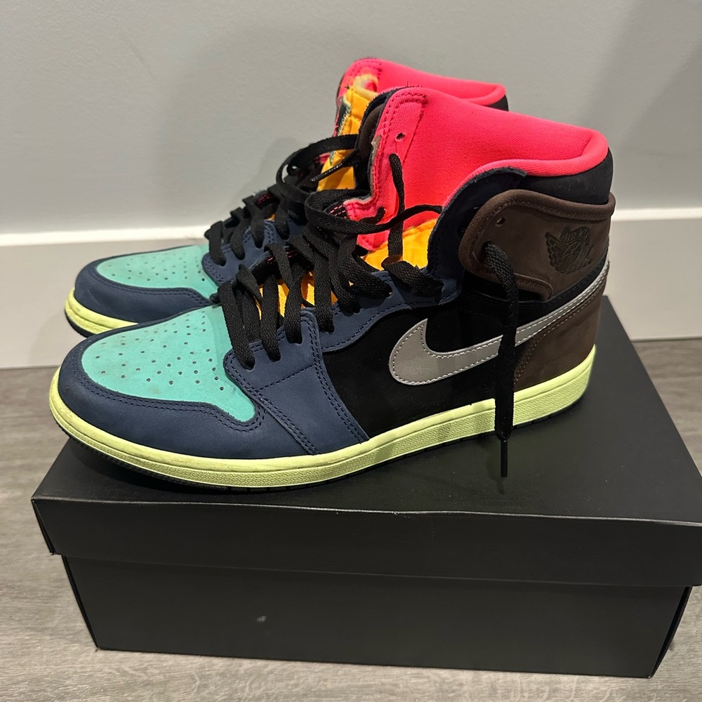 Nike Jordan 1 Bio Hack Multicolor High-Top Sneakers - Picture 3 of 11